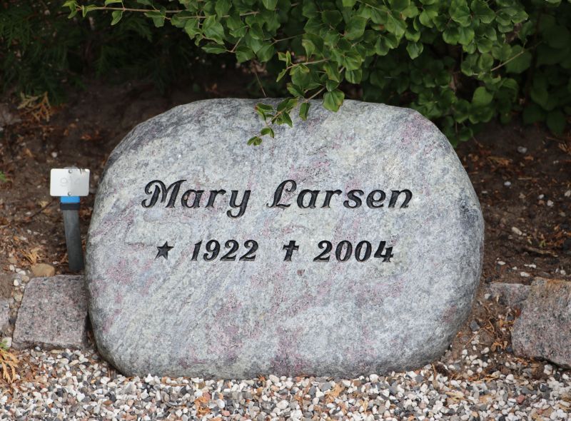 Mary Larsen.JPG